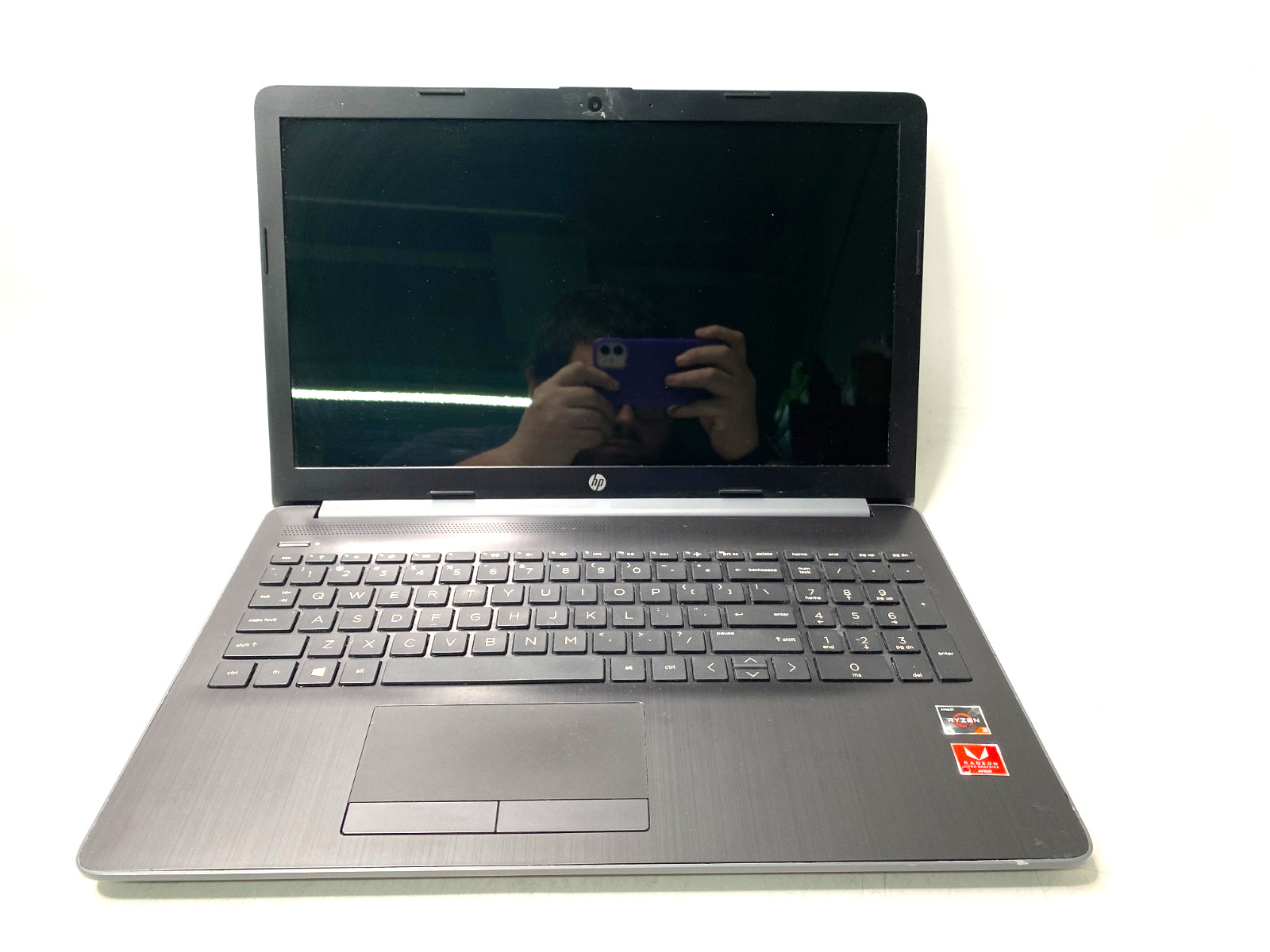 FOR PARTS HP 15-db0051od 15.6" Ryzen 3 2200U No RAM/SSD 61% battery - No Feet