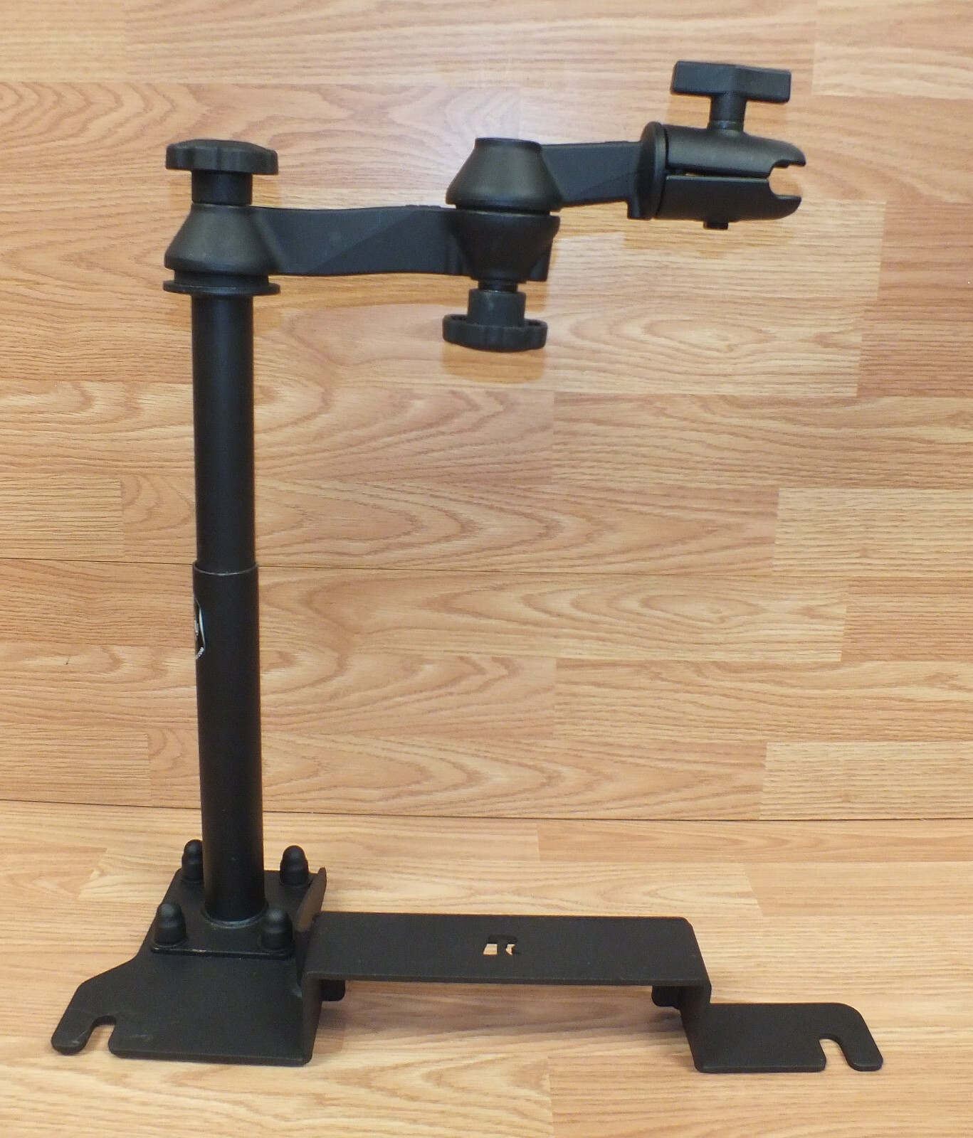 RAM (RMR 152-4) Swing Arm Mount & Mounting Floor Base For 2015 Ford Explorer 
