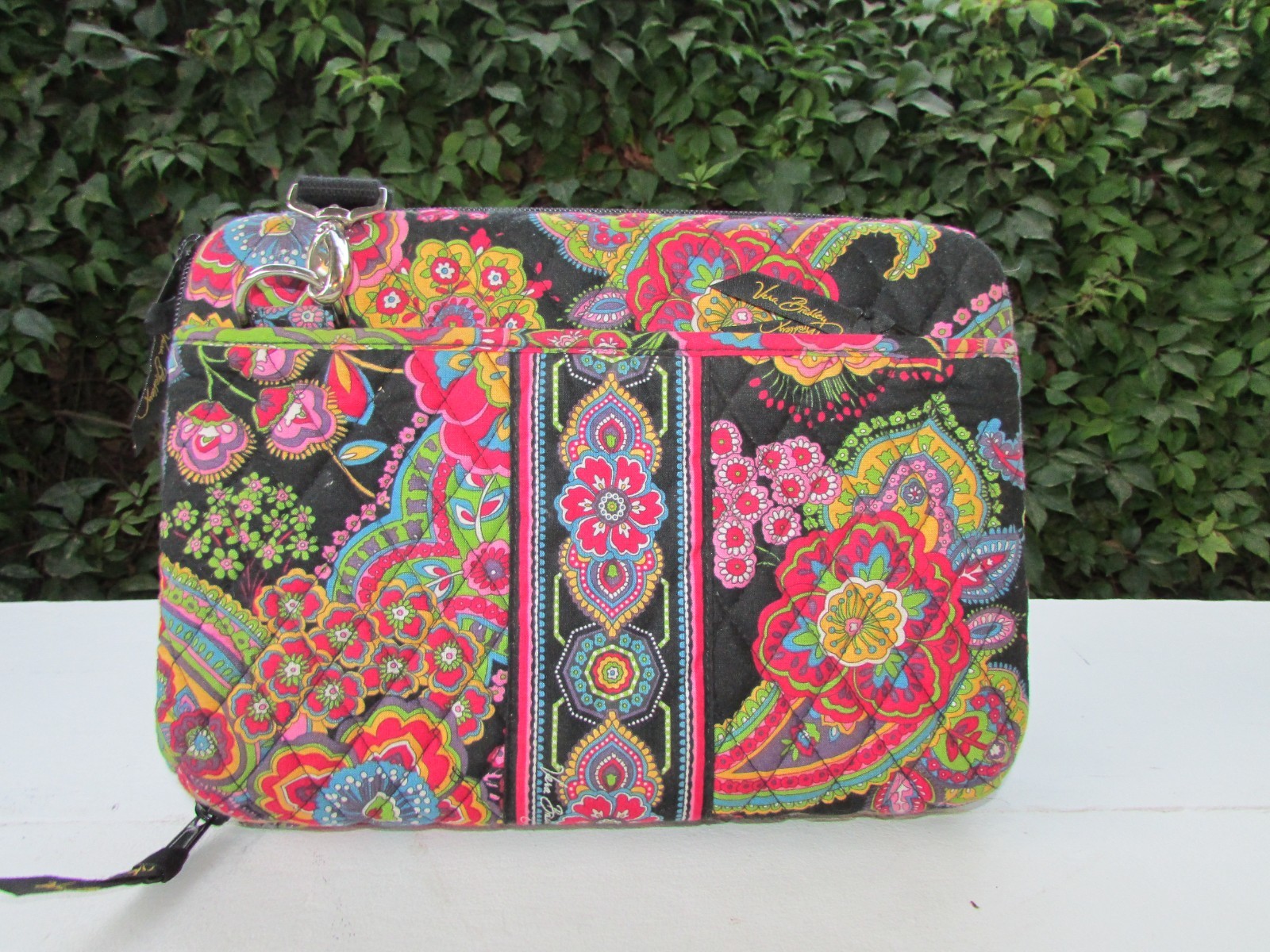 Vera Bradley Ellie color Hard Shell Case Kindle iPad Tablet Crossbody w/ Strap
