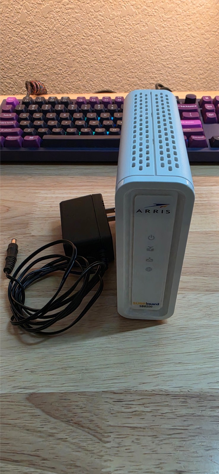 Arris SURFboard SB8200 D3.1 Modem HW Rev: 7