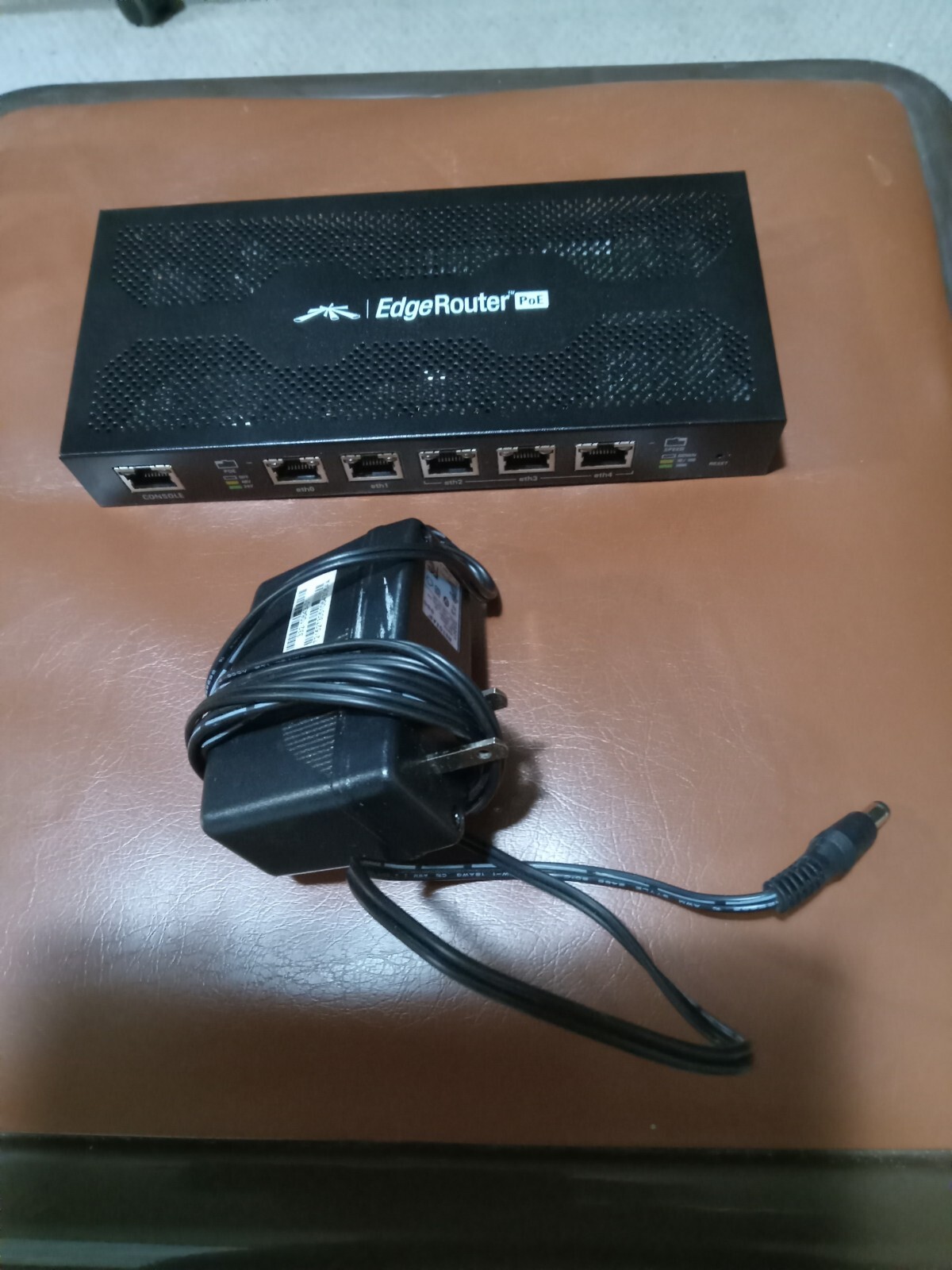 Ubiquiti Networks EdgeRouter ERPOE-5 POE 5-Port Gigabit Router 
