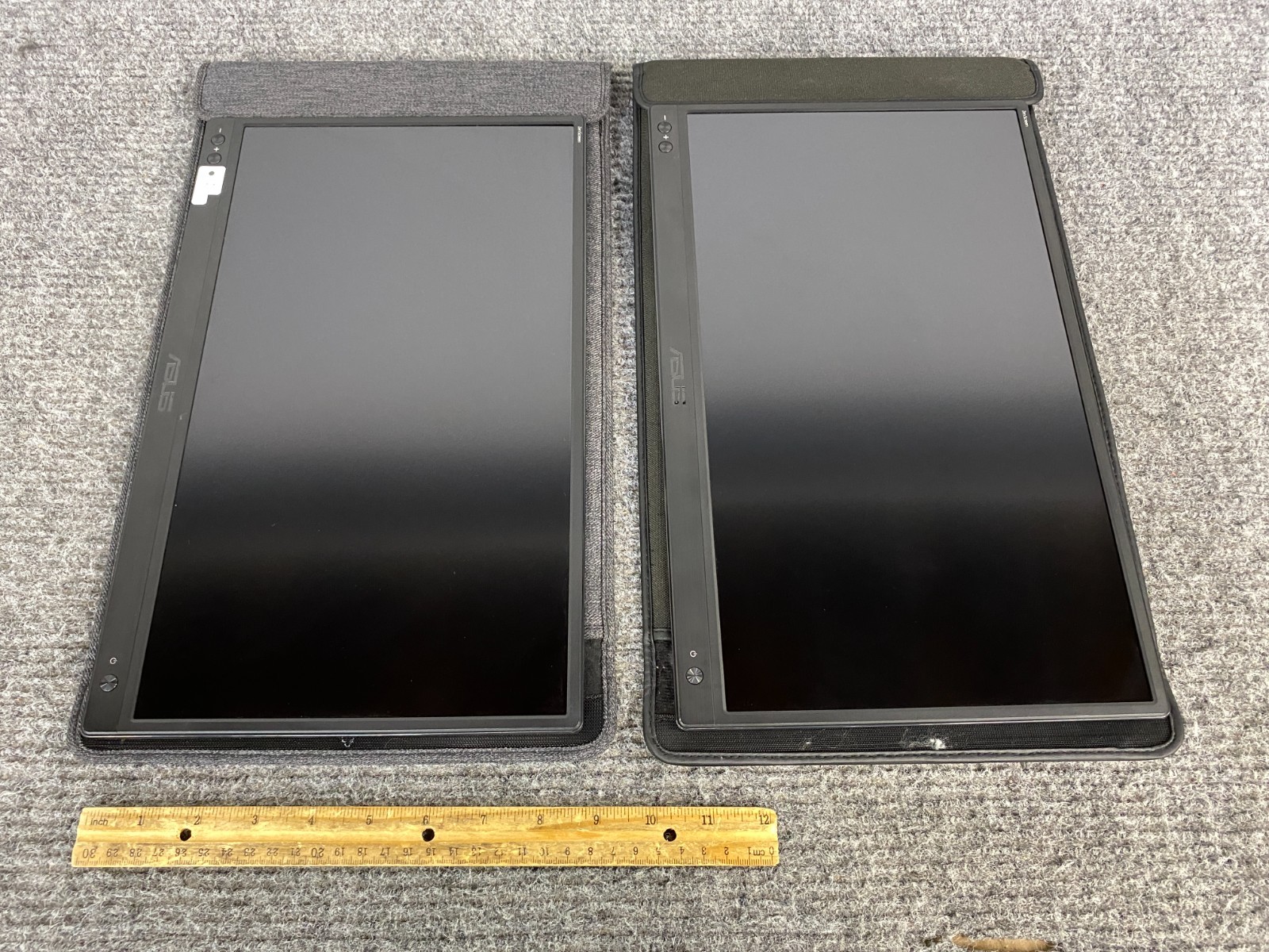 Lot of 2 Asus MB166B 15.6" Portable LCD Monitors w/ Cases (Units Only)