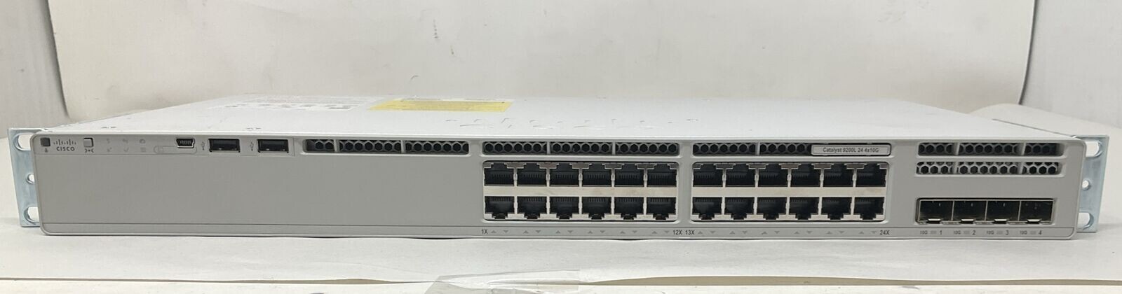 Cisco Catalystc C9200L-24T-4X-E 4x10g 24-Port 9200 Series Network Switch