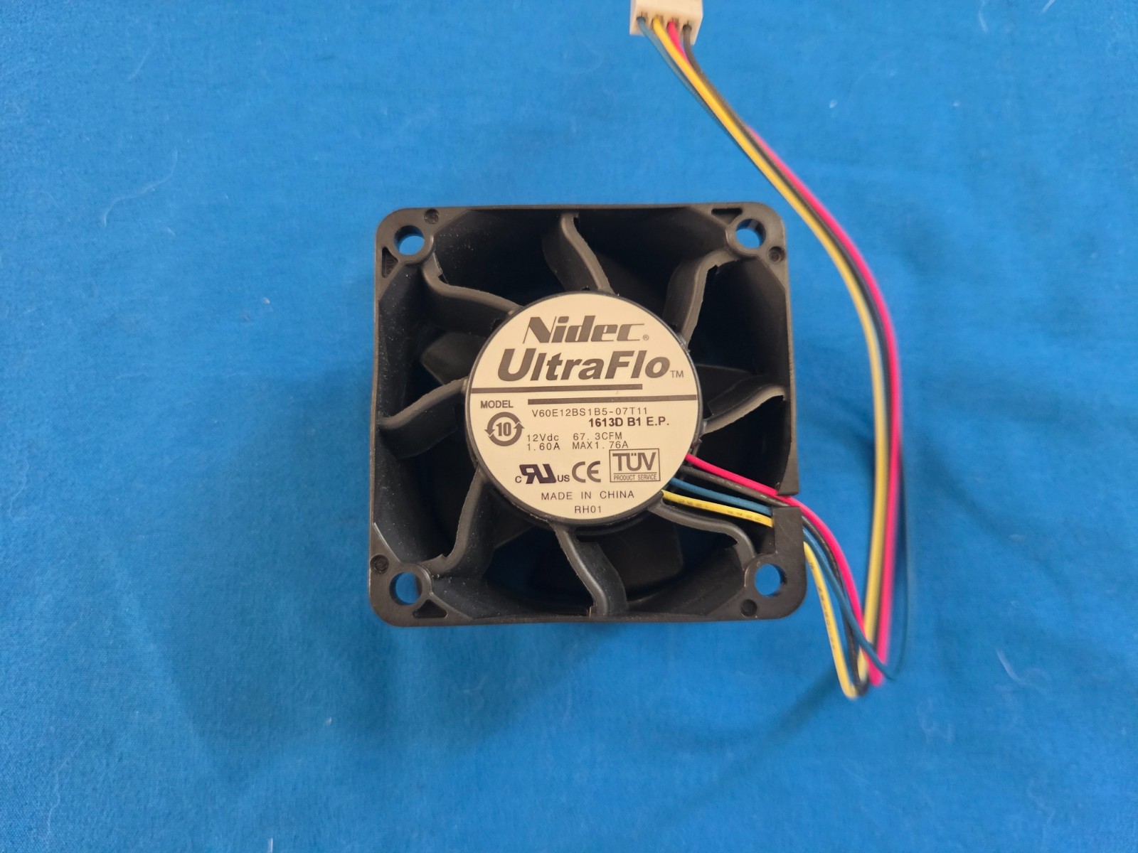Nidec UltraFlo V60E12BS1B5-07T11 DC cooling fan