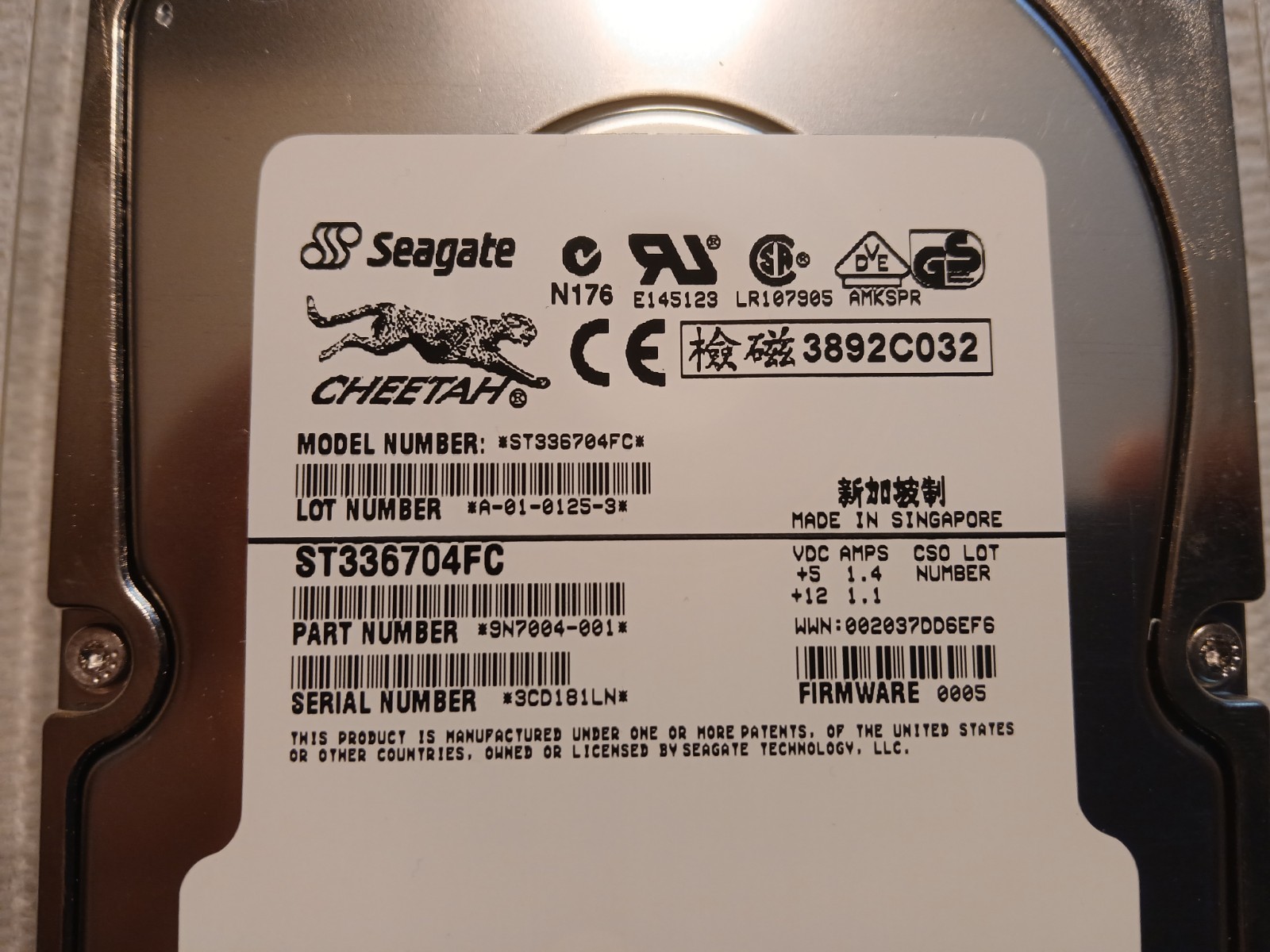 Seagate Cheetah ST336704FC 36.7GB 10K Fibre Channel HDD NOS New Old Stock