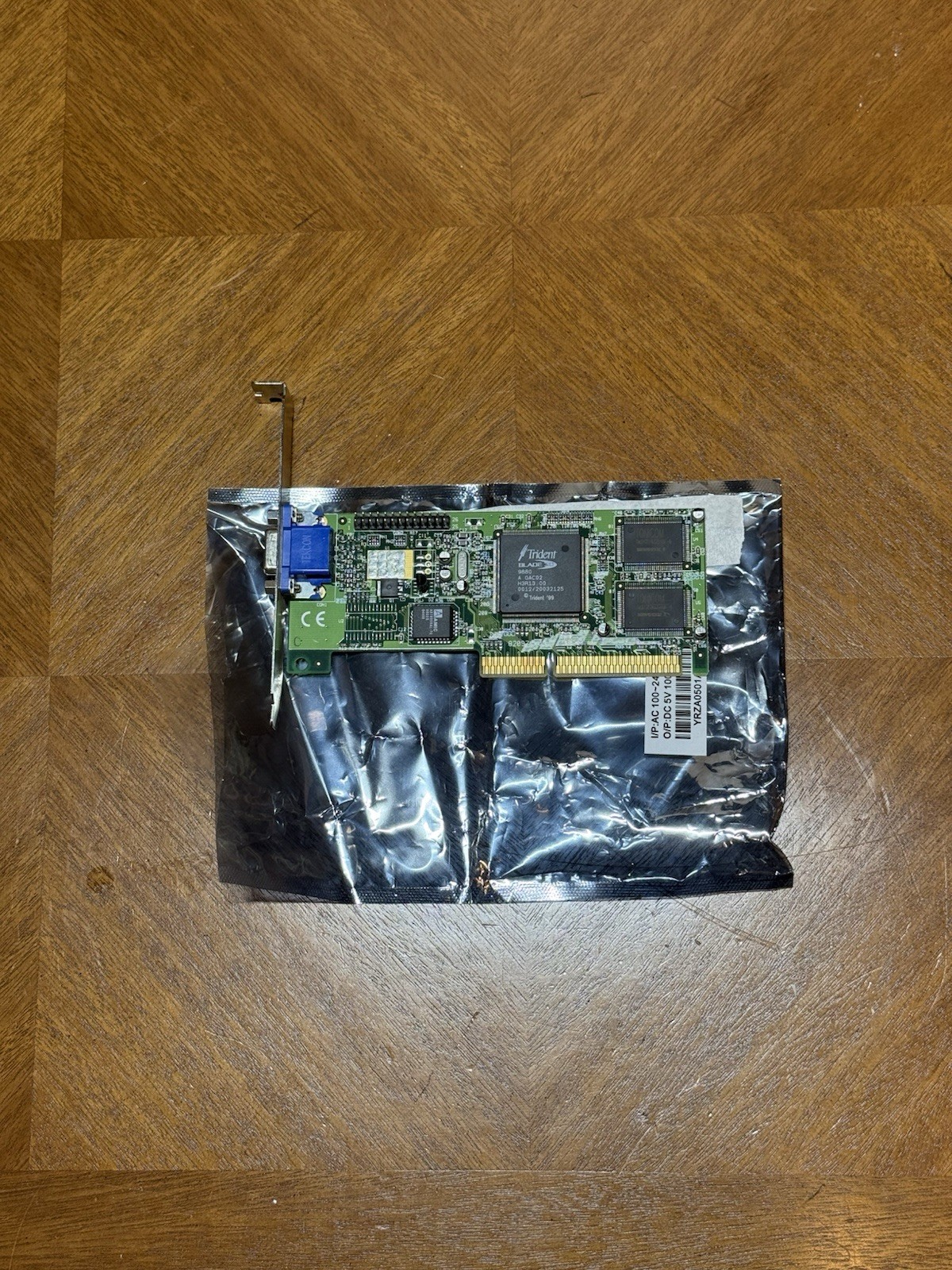 Trident Blade 3D 9880 852097K/V3 Video Card VGA