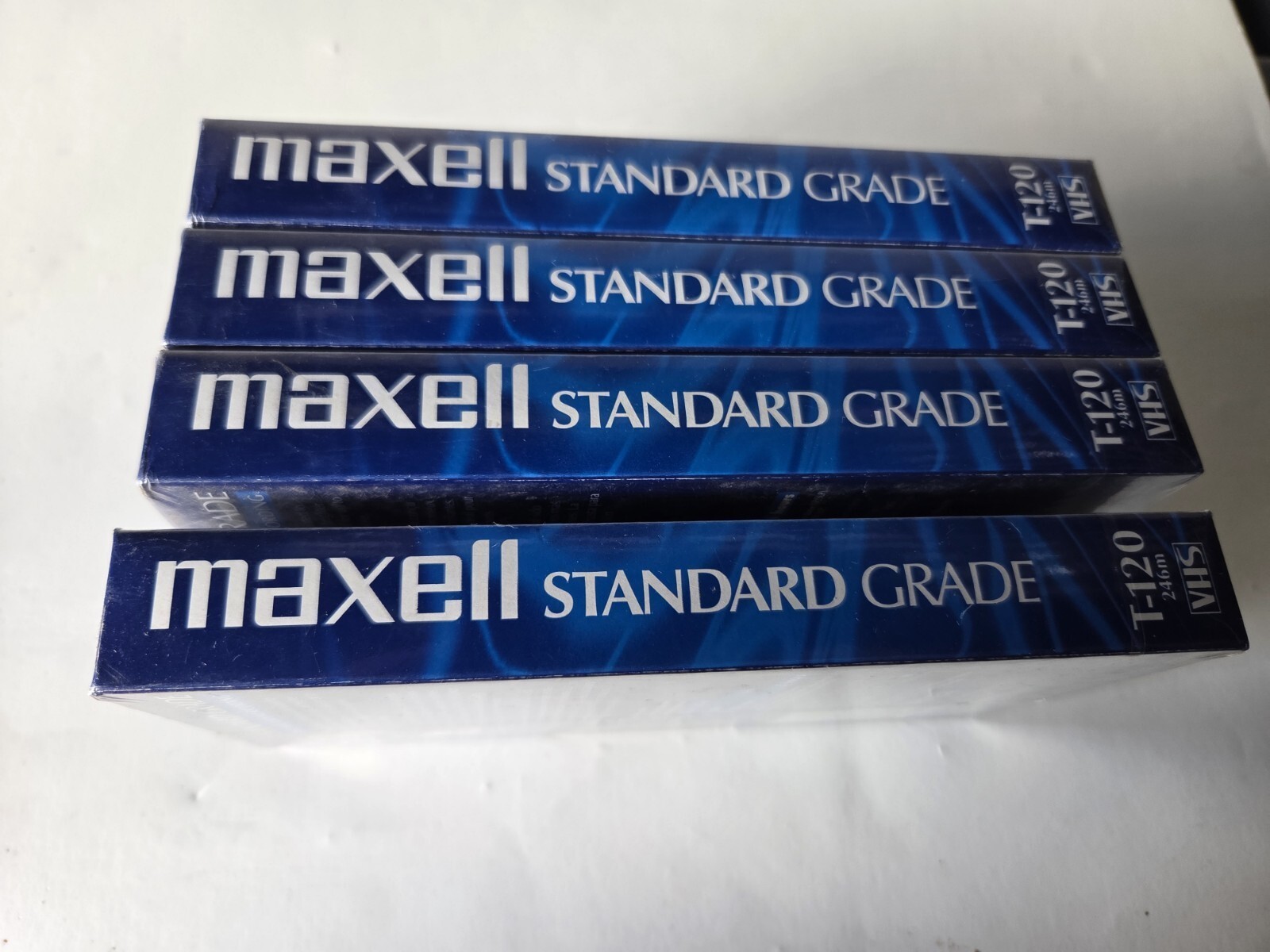 Maxell T-120 Standard Grade Video Cassette VHS Blank Tape 6 Hours Lot of 4 SG2