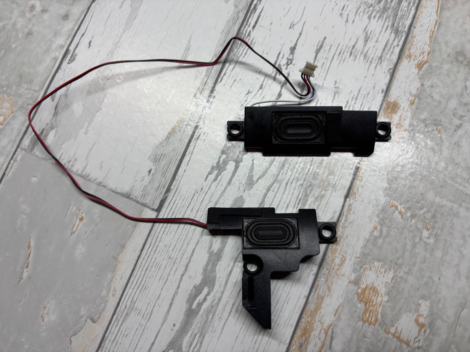 HP 15-ay536nw Genuine Internal Speakers Left Right 813965-001 PK23000R200 Tested