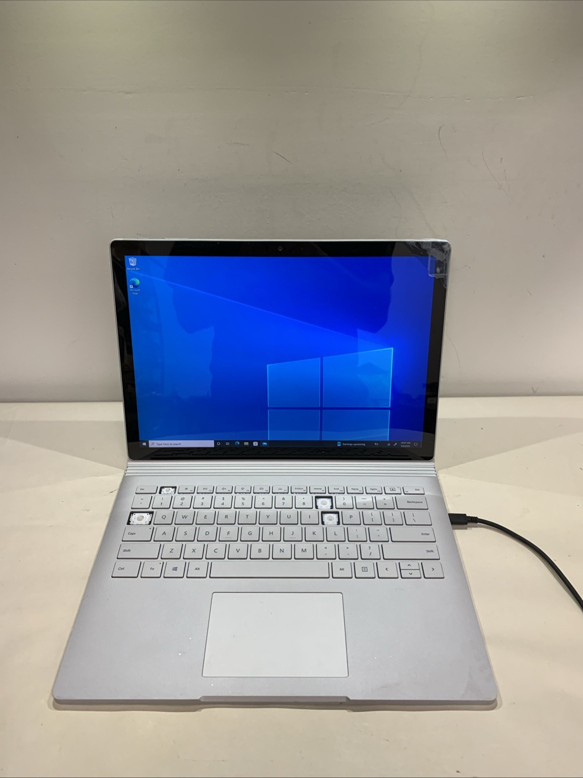 Microsoft Surface Book 2  i5-7300U 8GB RAM 256GB SSD Win10 Pro | READ DESC