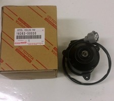 Toyota Lexus Radiator Cooling Fan Motor Driver Side 16363-50030 Genuine picture
