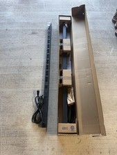 2 Geist 11712 Power Outlet Distribution Unit Rack Mount New Commercial Grade picture