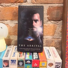 1996 DAVID TWOHY'S THE ARRIVAL VHS picture