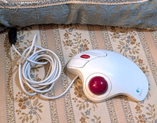 Logitech TrackMan Marble Wheel Wired Optical Trackball Scroll Wheel White/Red picture