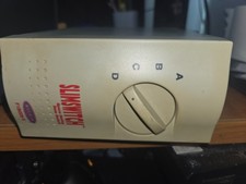 Belkin  Slim (F1B028V) 4-Ports External Switch UNTESTED picture
