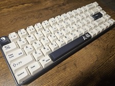 Custom modded budget mechanical keyboard CIY 68 black white thocky hot-swappable picture