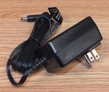 Genuine 2Wire (ACWS011C-05U) 5.1V 2.2A 50-60Hz AC Adapter Power Supply Charger  picture