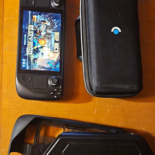 Valve Steam Deck + Hard And Soft Case 256gb Near Mint No Refunds picture