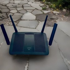 Linksys Max-Stream EA8500 4-Port Gigabit Wireless AC Router with USB, eSATA port picture