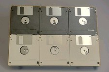 (6)3.5 Recordable Floppy High Density (HD) floppy disk 1.44 MB 3 black  3 white  picture