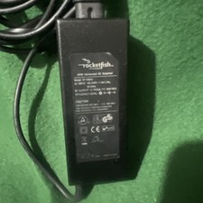 Rocketfish RF-NBAC 40W Universal AC Power Adapter Netbook Laptop Charger 12V-19V picture