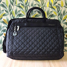 Hedgren Black Quilted Laptop Briefcase Work Bag Padded Red Lining Sleeve 16