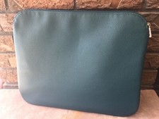 Thirty-One Savvy Sleeve Laptop Bag in Peacock Pebble - No Monogram  picture