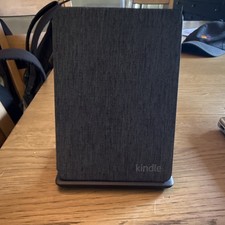 Amazon Kindle colorsoft signature eBook Reader bundled with Cover/charging dock picture