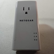 NETGEAR Powerline 1200 + Extra Outlet (PLP1200S) Powerline Ethernet Adapter picture