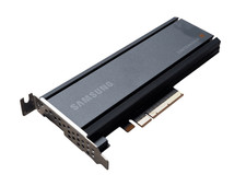 Dell 1.6TB Y7D7D NVMe Half Height PCIe SSD | Samsung MZ-PLJ1T60 picture