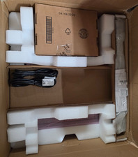 Cisco N9K-C93180YC-FX3 Nexus 93180 48p 1/10/25G, 6p 40/100G Switch picture