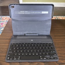 Logitech Create Y-U0030 Black Backlit Keyboard Case w/Apple Pencil Holder picture