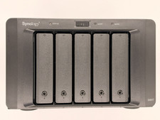 Synology DX517 5-Bay Diskless NAS Expansion Unit w/ eSATA Cable, Power & Key picture