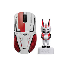 Pulsar Quiccs Edition Xlite v4 Mini Wireless Gaming Mouse / 100% Authentic picture