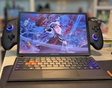 OneXPlayer X1 - Ryzen 7 8840U, Radeon 780M, 64 GB RAM,  4TB SSD 10.95” picture