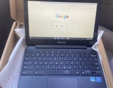 Samsung XE500C13-S03US Laptop 11.6 in 2GB RAM 16GB SSD - Black picture
