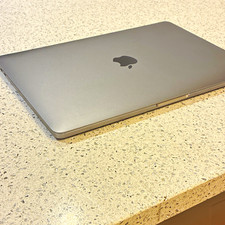 Apple MacBook Pro 13in (2019) i5 1.4GHz 8GB RAM 128GB SSD Gray macOS picture