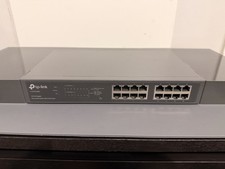 TP-LINK 16-Port Gigabit Easy Smart PoE Switch with 8-Port PoE+ picture