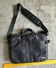 Incase Black Padded Shoulder/Messenger Laptop Bag 15 in Universal picture