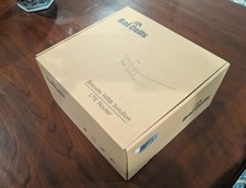 Brand New - BaiCells CBRS EG7010A-M11 3.5GHz Atom OD06 CPE Cat6 with mount kit picture