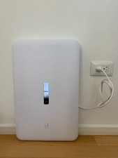 Ubiquiti UniFi Dream Wall UDW-US Cloud Gateway 17-Port PoE++ 10G WiFi 6 picture