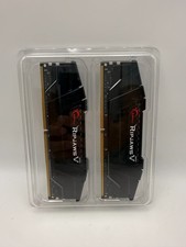 G.SKILL Ripjaws V 32GB (2 x 16GB) DDR4 3200MHz Desktop RAM Kit F4-3200C16D-32GVK picture