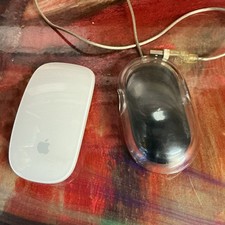 Apple Pro Mouse M5769 Wired USB Optical Scroll Wheel Mouse White/Black picture