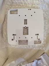 Aruba AP-220-MNT-W3 Wall Mount for Wireless Access Point (JY706A) - White picture