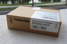 Toshiba PA3283U-5ACA Universal AC Adapter NEW in Box 15V 5A picture