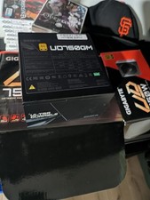 GIGABYTE UD750GM-A 750W Power Supply 80 Plus Gold picture