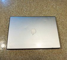 2006 Apple MacBook Pro 15in Silver A1150 Core Duo 2.16GHz picture