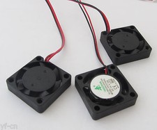 200pcs Mini Brushless DC Cooling Fan 25x25x7mm 25mm 2507 5V 0.10A 7 blades 2pin picture