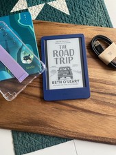 Amazon Kindle 11th Generation 16gb (2022), Denim Blue picture