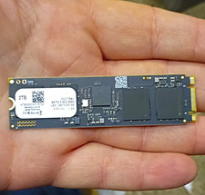 2TB Internal SSD M.2 2280 M.2 SATA III Black Model/MPN SSD2TBM2 picture