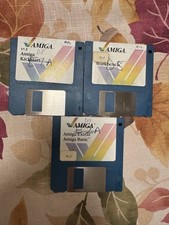 Commodore Amiga Workbench V1.2 Kickstart V.12 Amiga Extras Amiga Basic - 3 Disks picture